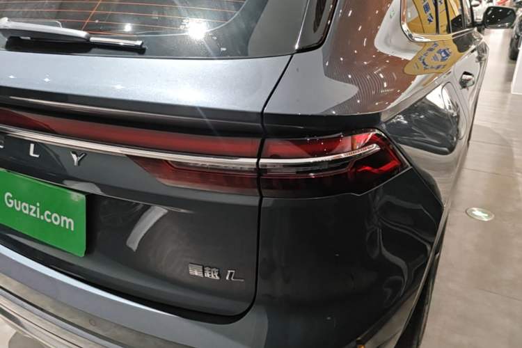 Used Geely Auto Monjaro L 2024 2.0TD DCT EVO Two-Wheel Drive Long-Range Version Right Rear Taillight