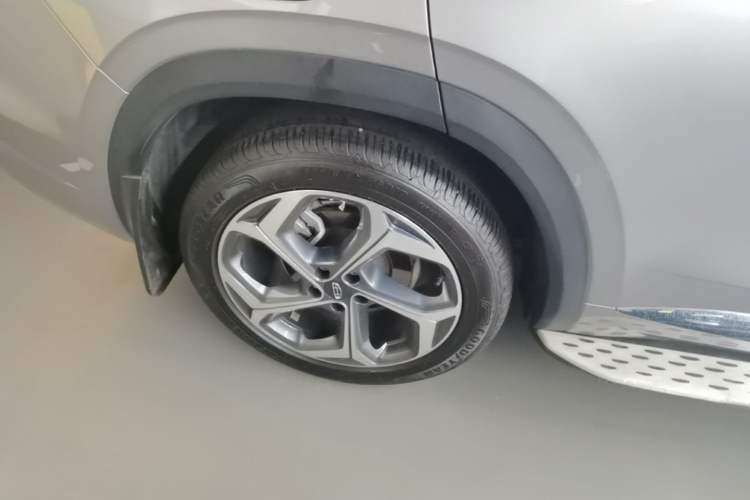 Used Geely Auto Monjaro L 2024 2.0TD High-Power Automatic Two-Wheel Drive Yunqi Version Right Rear Wheel Hub