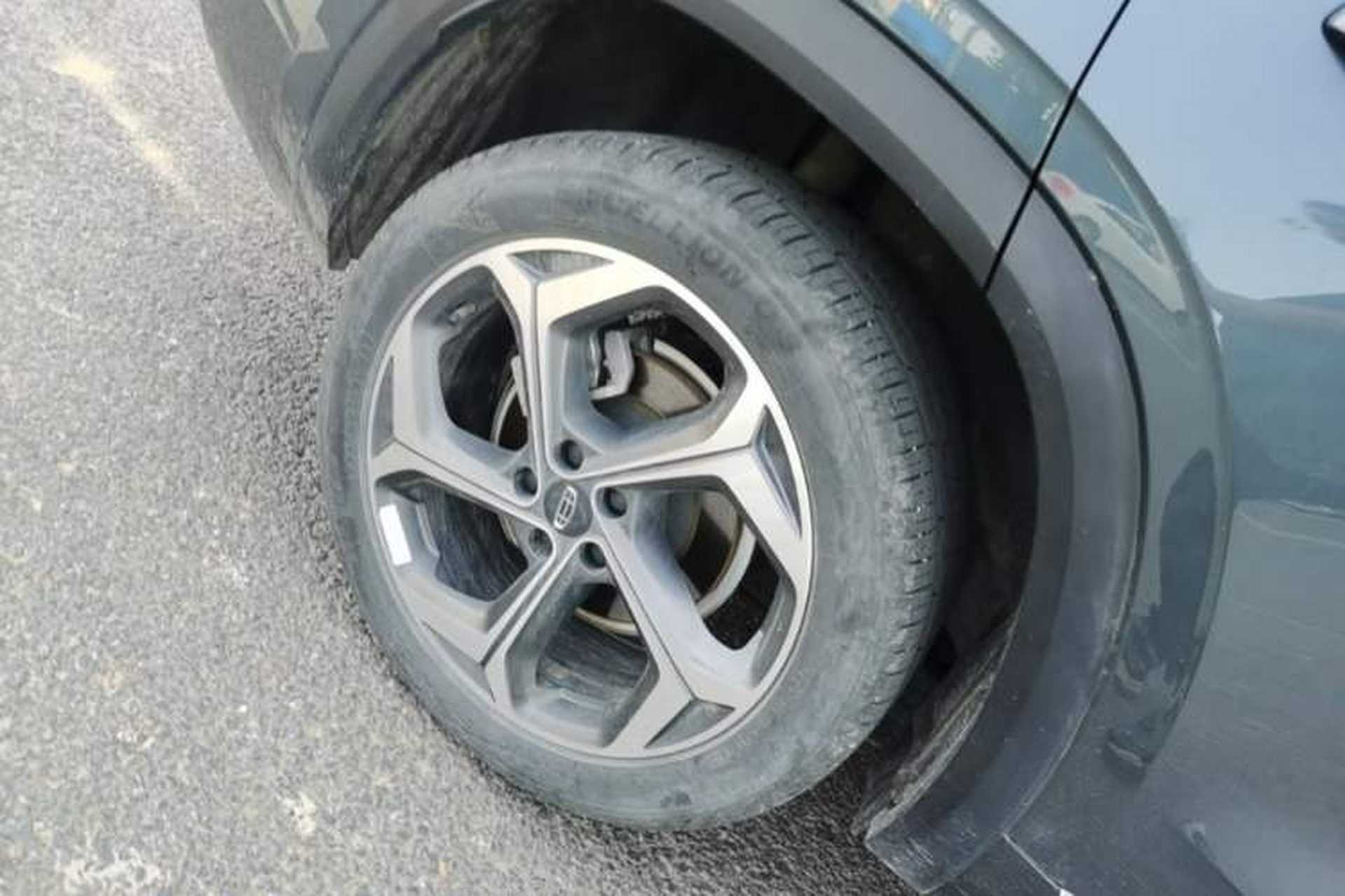 Used Geely Auto Monjaro L 2024 2.0TD DCT EVO Two-Wheel Drive Long-Range Version Right Rear Wheel Hub