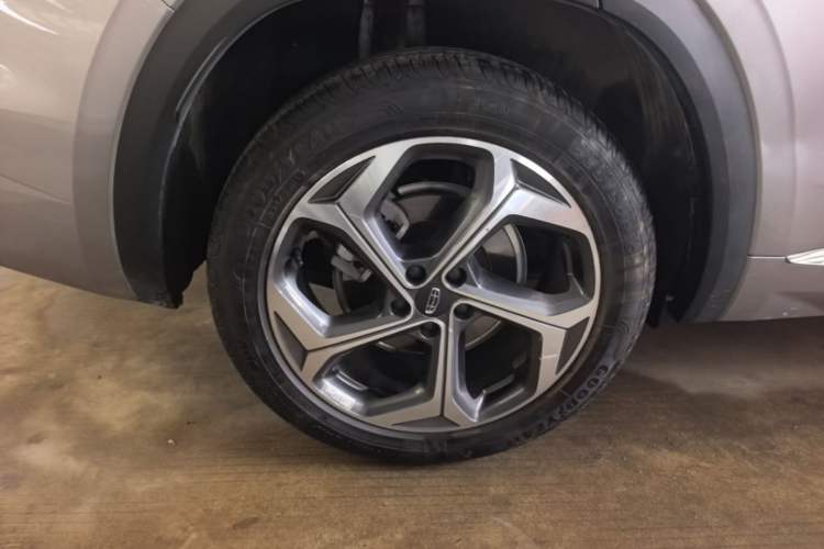 Used Geely Auto Monjaro L 2024 2.0TD High-Power Automatic Two-Wheel Drive Yunqi Version Right Rear Wheel Hub