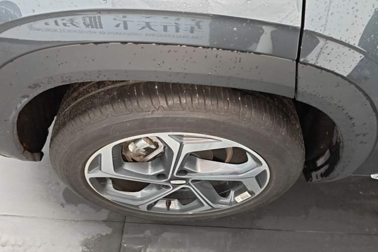Used Geely Auto Monjaro L 2024 2.0TD High-Power Automatic Two-Wheel Drive Yunqi Version Right Rear Wheel Hub