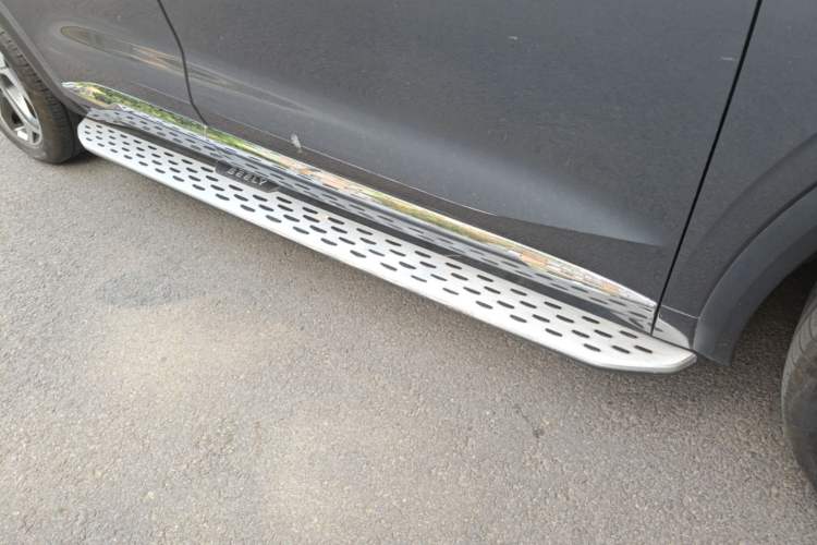 Used Geely Auto Monjaro L 2024 2.0TD DCT EVO Two-Wheel Drive Long-Range Version Right Side Sill