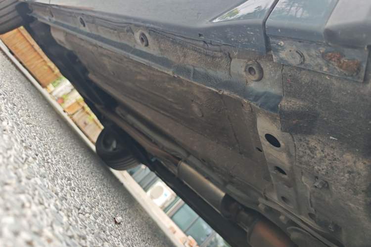 Used Geely Auto Monjaro L 2024 2.0TD High-Power Automatic Two-Wheel Drive Skyline Edition Right Side Sill