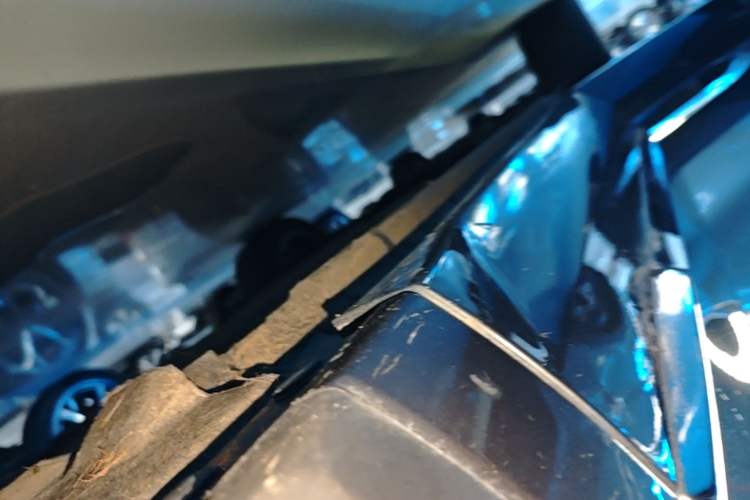 Used Geely Auto Monjaro L 2024 2.0TD DCT EVO Two-Wheel Drive Long-Range Version Right Side Sill
