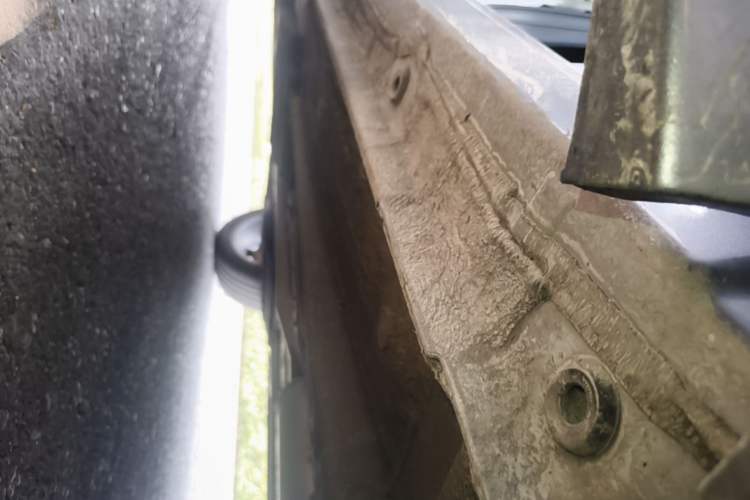 Used Geely Auto Monjaro L 2024 2.0TD High-Power Automatic Two-Wheel Drive Skyline Edition Right Side Sill