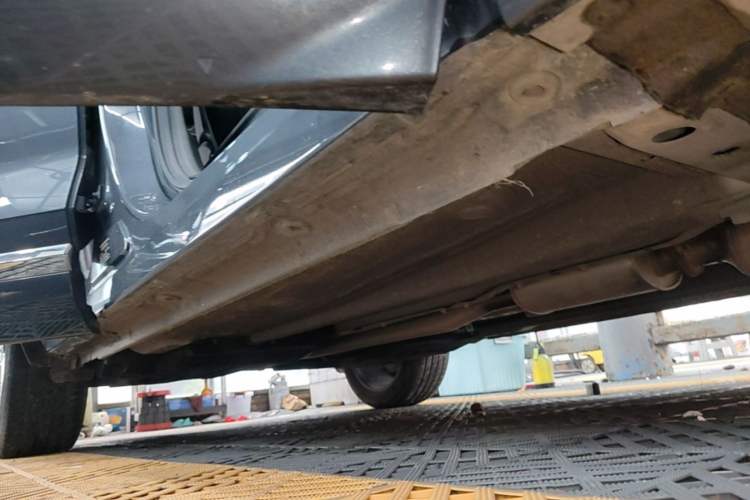 Used Geely Auto Monjaro L 2024 2.0TD DCT EVO Two-Wheel Drive Long-Range Version Right Side Sill