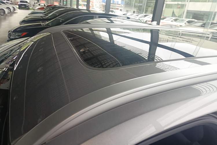 Used Geely Auto Monjaro L 2024 2.0TD DCT EVO Two-Wheel Drive Long-Range Version Roof