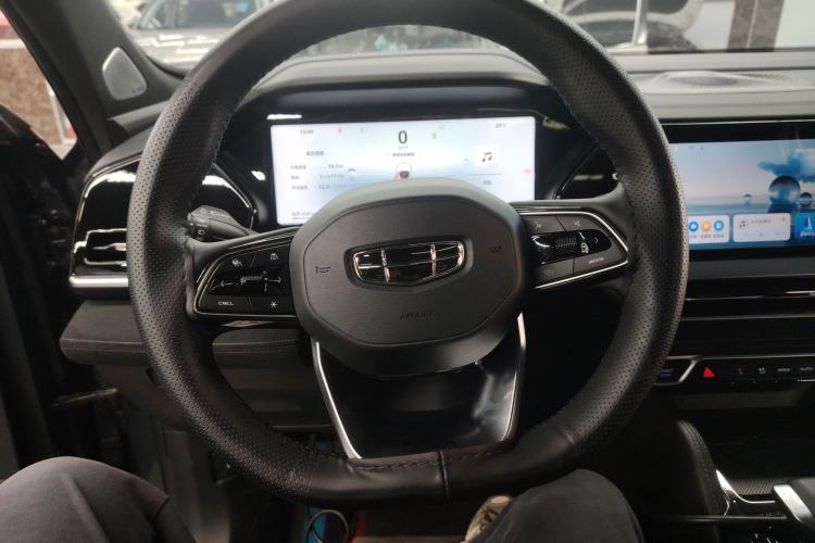Used Geely Auto Monjaro L 2024 2.0TD High-Power Automatic Two-Wheel Drive Skyline Edition Steering Wheel