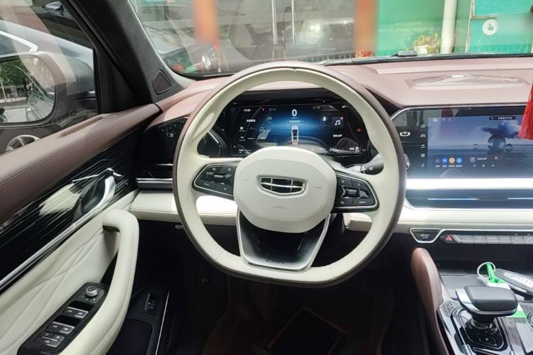 Used Geely Auto Monjaro L 2024 2.0TD High-Power Automatic Two-Wheel Drive Yunqi Version Steering Wheel
