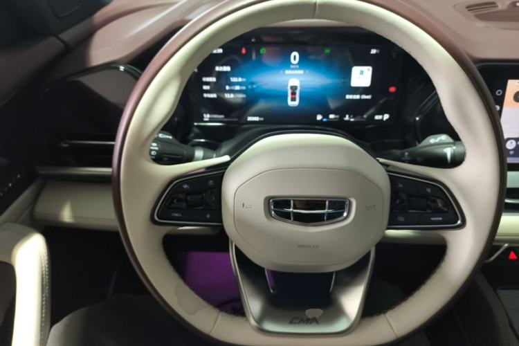 Used Geely Auto Monjaro L 2024 2.0TD High-Power Automatic Two-Wheel Drive Yunqi Version Steering Wheel