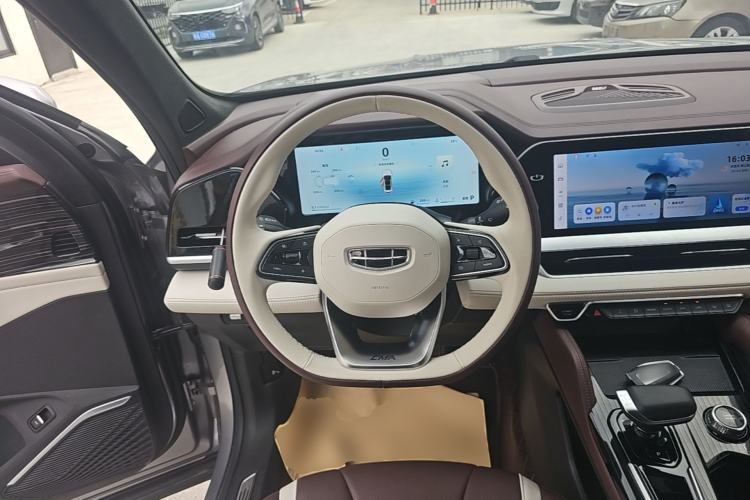 Used Geely Auto Monjaro L 2024 2.0TD High-Power Automatic Two-Wheel Drive Yunqi Version Steering Wheel