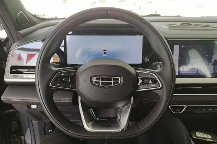 Used Geely Auto Monjaro L 2024 2.0TD DCT EVO Two-Wheel Drive Long-Range Version Steering Wheel