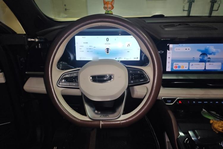 Used Geely Auto Monjaro L 2024 2.0TD High-Power Automatic Two-Wheel Drive Yunqi Version Steering Wheel
