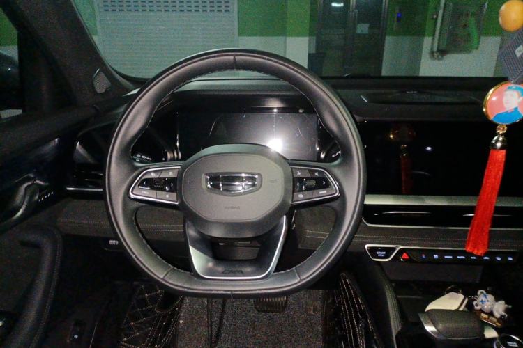 Used Geely Auto Monjaro L 2024 2.0TD High-Power Automatic Two-Wheel Drive Skyline Edition Steering Wheel