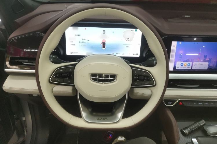 Used Geely Auto Monjaro L 2024 2.0TD High-Power Automatic Two-Wheel Drive Yunqi Version Steering Wheel