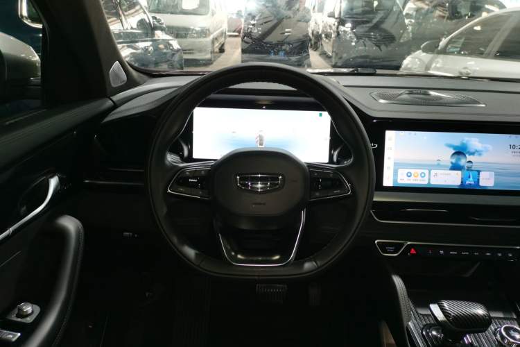 Used Geely Auto Monjaro L 2024 2.0TD High-Power Automatic Two-Wheel Drive Skyline Edition Steering Wheel