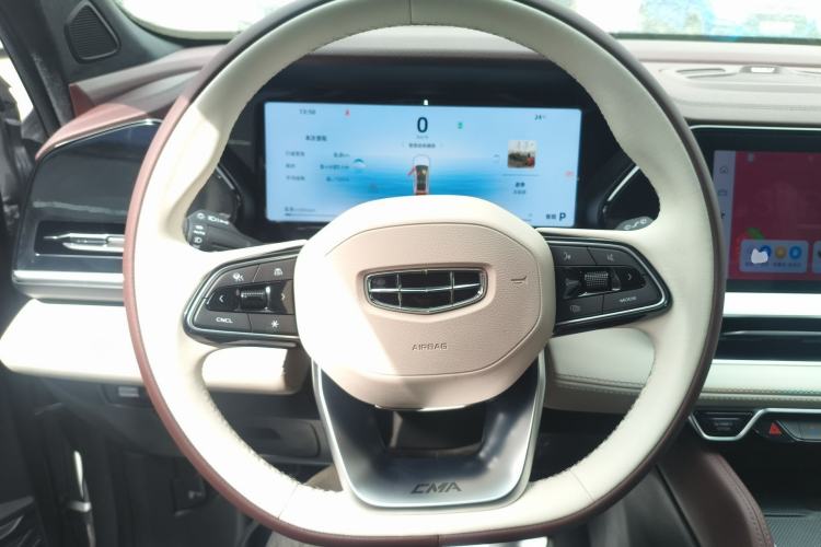 Used Geely Auto Monjaro L 2024 2.0TD High-Power Automatic Two-Wheel Drive Yunqi Version Steering Wheel