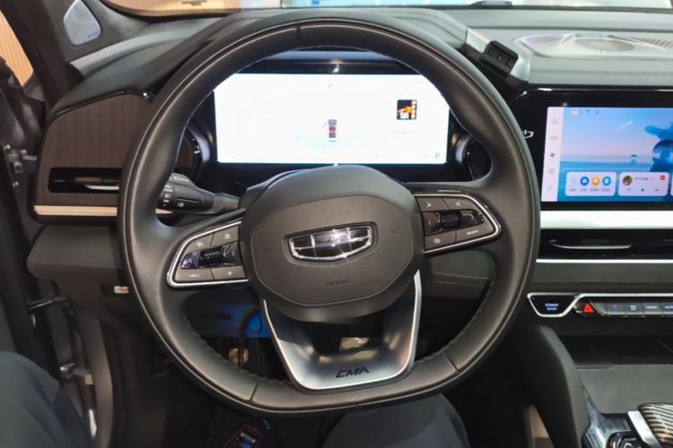 Used Geely Auto Monjaro L 2024 2.0TD High-Power Automatic Two-Wheel Drive Skyline Edition Steering Wheel