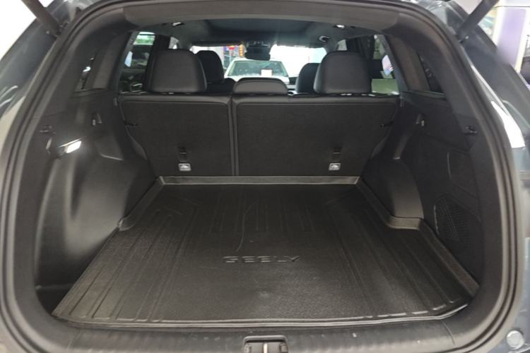 Used Geely Auto Monjaro L 2024 2.0TD High-Power Automatic Two-Wheel Drive Skyline Edition Trunk