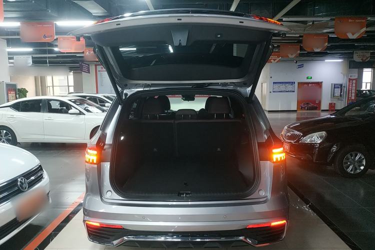 Used Geely Auto Monjaro L 2024 2.0TD High-Power Automatic Two-Wheel Drive Yunqi Version Trunk
