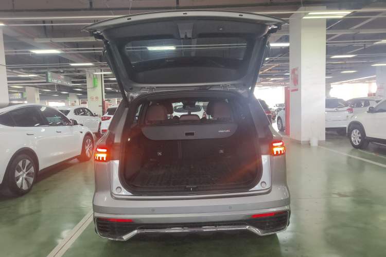Used Geely Auto Monjaro L 2024 2.0TD High-Power Automatic Two-Wheel Drive Yunqi Version Trunk