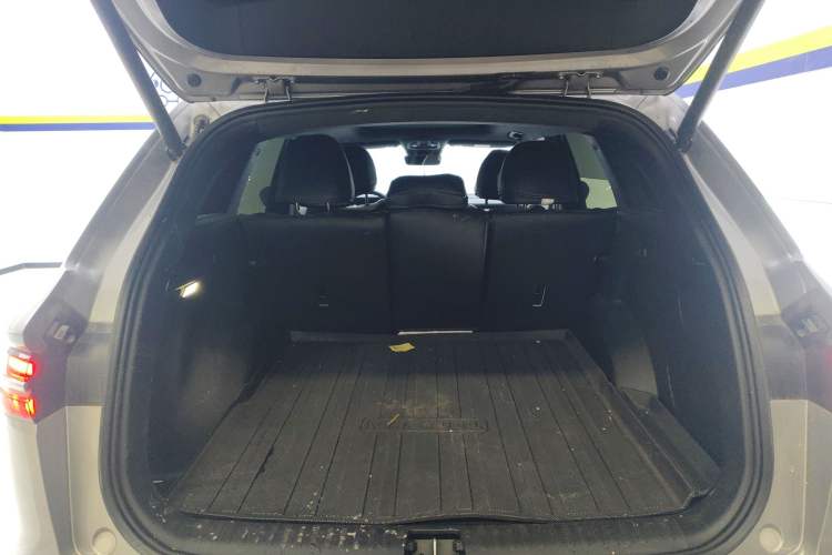 Used Geely Auto Monjaro L 2024 2.0TD High-Power Automatic Two-Wheel Drive Skyline Edition Trunk