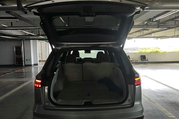 Used Geely Auto Monjaro L 2024 2.0TD High-Power Automatic Two-Wheel Drive Yunqi Version Trunk