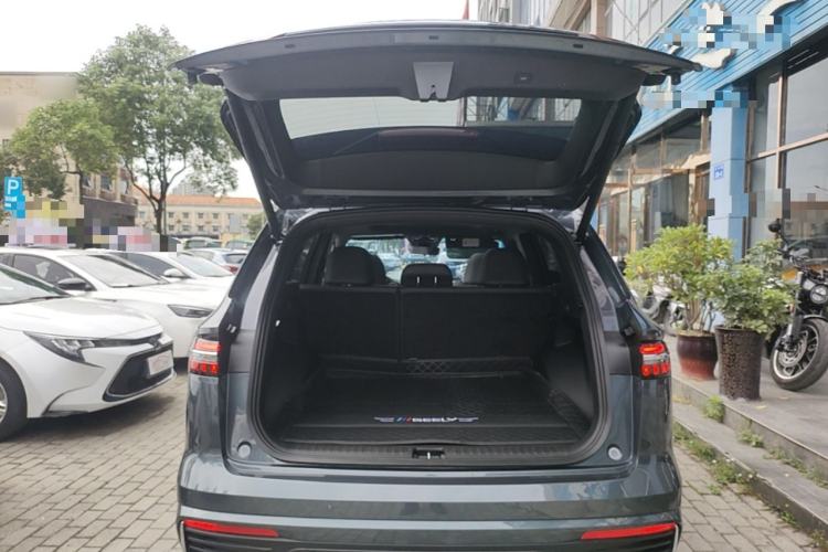 Used Geely Auto Monjaro L 2024 2.0TD DCT EVO Two-Wheel Drive Long-Range Version Trunk