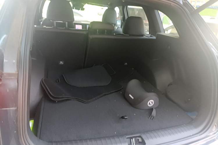 Used Geely Auto Monjaro L 2024 2.0TD DCT EVO Two-Wheel Drive Long-Range Version Trunk