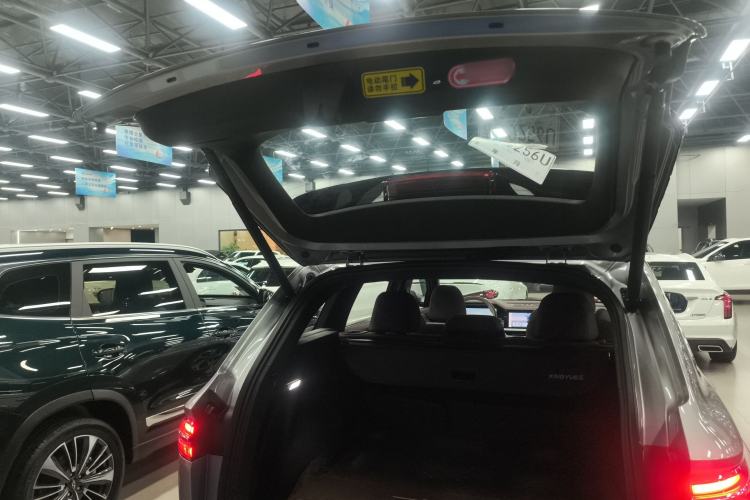 Used Geely Auto Monjaro L 2024 2.0TD High-Power Automatic Two-Wheel Drive Yunqi Version Trunk