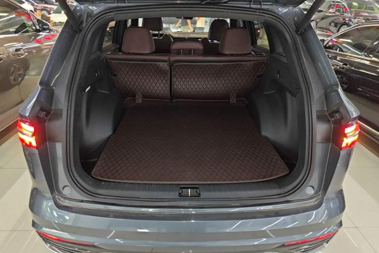 Used Geely Auto Monjaro L 2024 2.0TD High-Power Automatic Two-Wheel Drive Yunqi Version Trunk