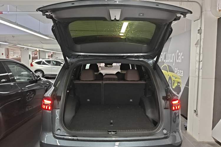 Used Geely Auto Monjaro L 2024 2.0TD High-Power Automatic Two-Wheel Drive Yunqi Version Trunk