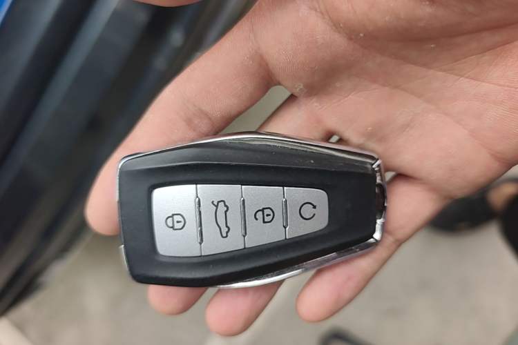 Used Geely Auto Monjaro L 2024 2.0TD High-Power Automatic Two-Wheel Drive Yunqi Version Vehicle Key