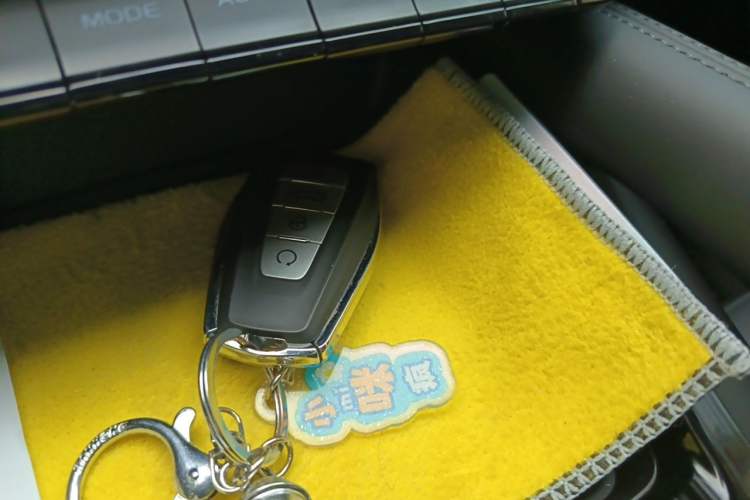 Used Geely Auto Monjaro L 2024 2.0TD DCT EVO Two-Wheel Drive Long-Range Version Vehicle Key
