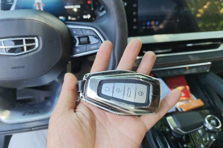 Used Geely Auto Monjaro L 2024 2.0TD DCT EVO Two-Wheel Drive Long-Range Version Vehicle Key