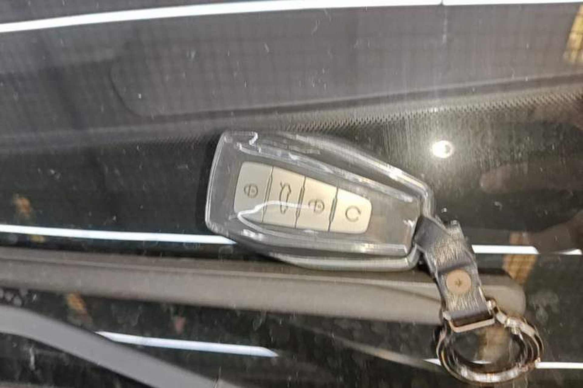 Used Geely Auto Monjaro L 2024 2.0TD High-Power Automatic Two-Wheel Drive Yunqi Version Vehicle Key