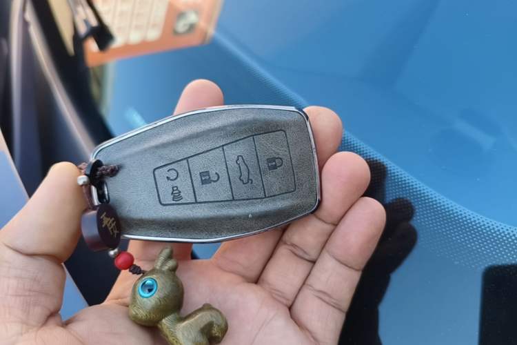 Used Geely Auto Monjaro L 2024 2.0TD DCT EVO Two-Wheel Drive Long-Range Version Vehicle Key