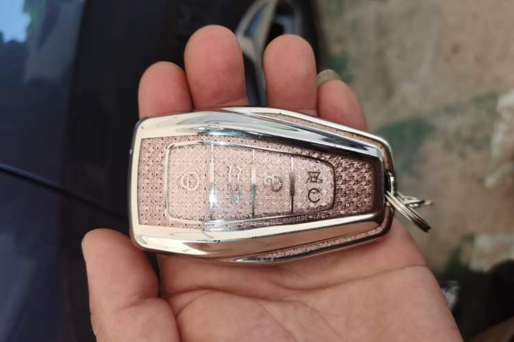 Used Geely Auto Monjaro L 2024 2.0TD DCT EVO Two-Wheel Drive Long-Range Version Vehicle Key