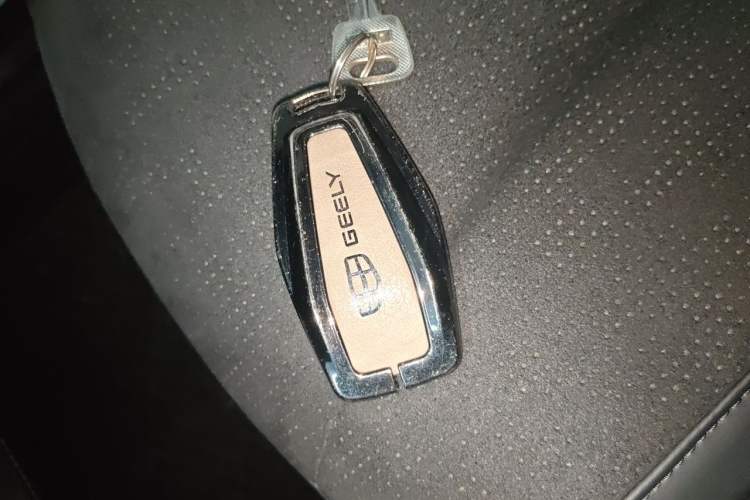 Used Geely Auto Monjaro L 2024 2.0TD High-Power Automatic Two-Wheel Drive Yunqi Version Vehicle Key