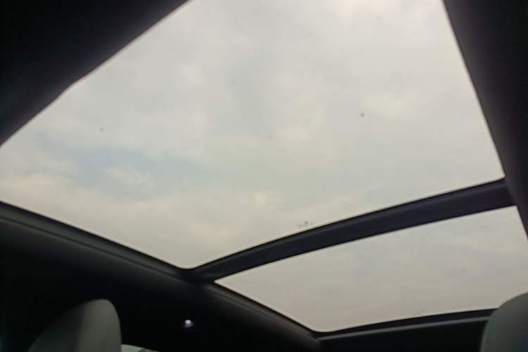 Used Geely Auto Monjaro L 2024 2.0TD High-Power Automatic Two-Wheel Drive Skyline Edition Headliner