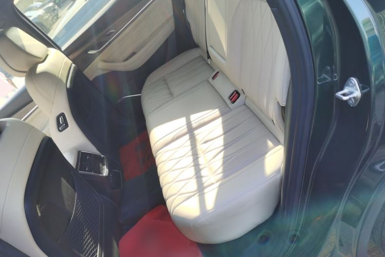 Used Geely Auto Monjaro L 2024 2.0TD High-Power Automatic Two-Wheel Drive Skyline Edition Left Rear Seat