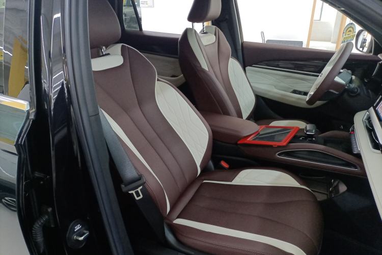 Used Geely Auto Monjaro L 2024 2.0TD High-Power Automatic Two-Wheel Drive Yunqi Version Right Front Seat