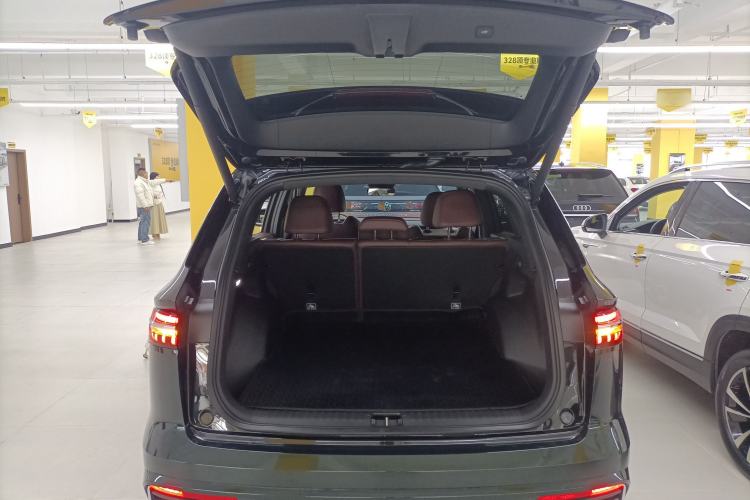 Used Geely Auto Monjaro L 2024 2.0TD High-Power Automatic Two-Wheel Drive Yunqi Version Trunk