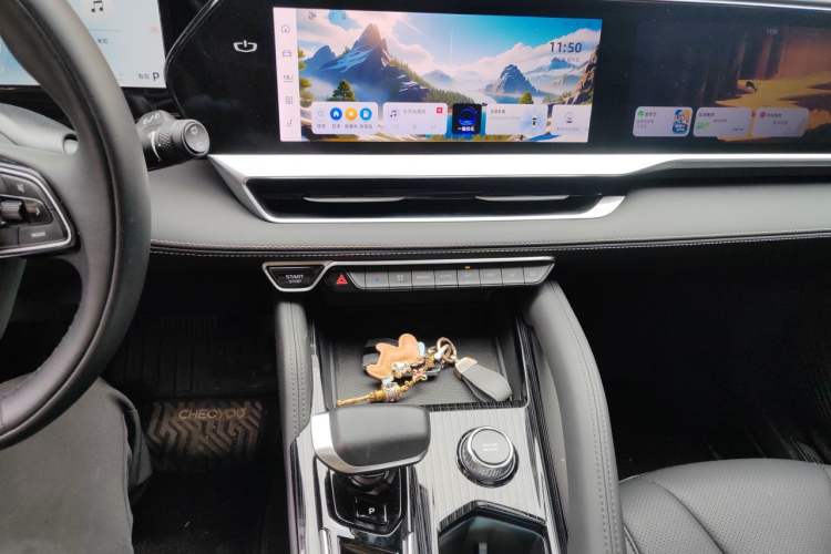 Used Geely Auto Monjaro L 2024 2.0TD DCT EVO Two-Wheel Drive Long-Range Version Audio And AC Panel