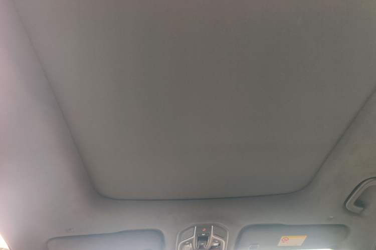 Used Geely Auto Monjaro L 2024 2.0TD High-Power Automatic Two-Wheel Drive Yunqi Version Headliner