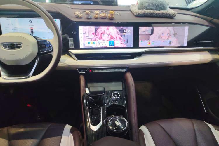 Used Geely Auto Monjaro L 2024 2.0TD High-Power Automatic Two-Wheel Drive Yunqi Version Audio And AC Panel