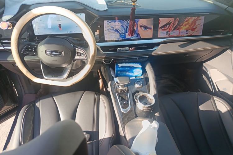 Used Geely Auto Monjaro L 2024 2.0TD DCT EVO Two-Wheel Drive Long-Range Version Center Console