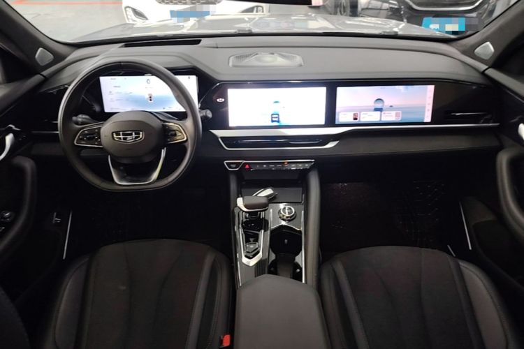 Used Geely Auto Monjaro L 2024 2.0TD High-Power Automatic Two-Wheel Drive Skyline Edition Center Console