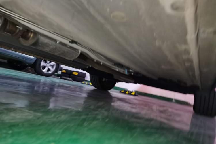 Used Geely Auto Monjaro L 2024 2.0TD DCT EVO Two-Wheel Drive Long-Range Version Chassis Front Left