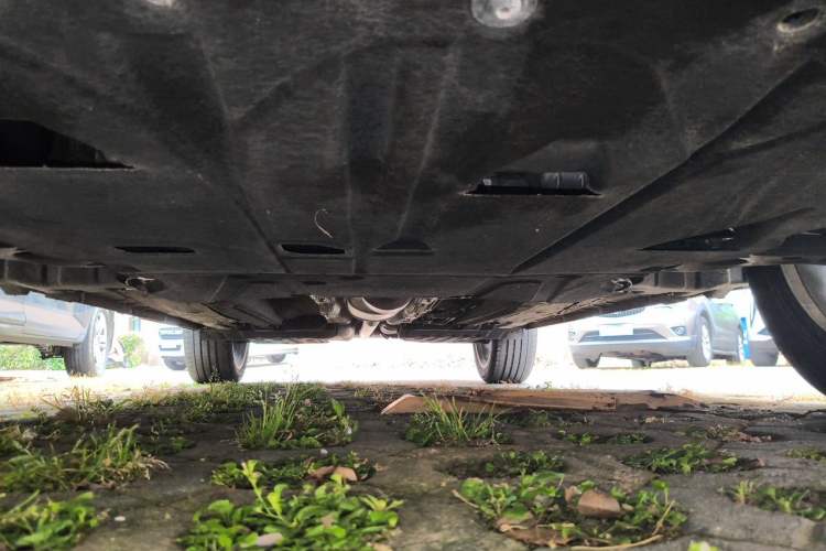 Used Geely Auto Monjaro L 2024 2.0TD High-Power Automatic Two-Wheel Drive Skyline Edition Chassis Front